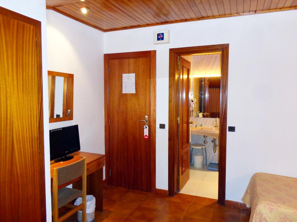 Hotel Festa Brava Andorra la Vella Bilik gambar