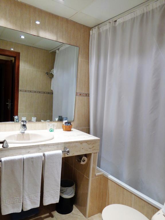 Hotel Festa Brava Andorra la Vella Bilik gambar